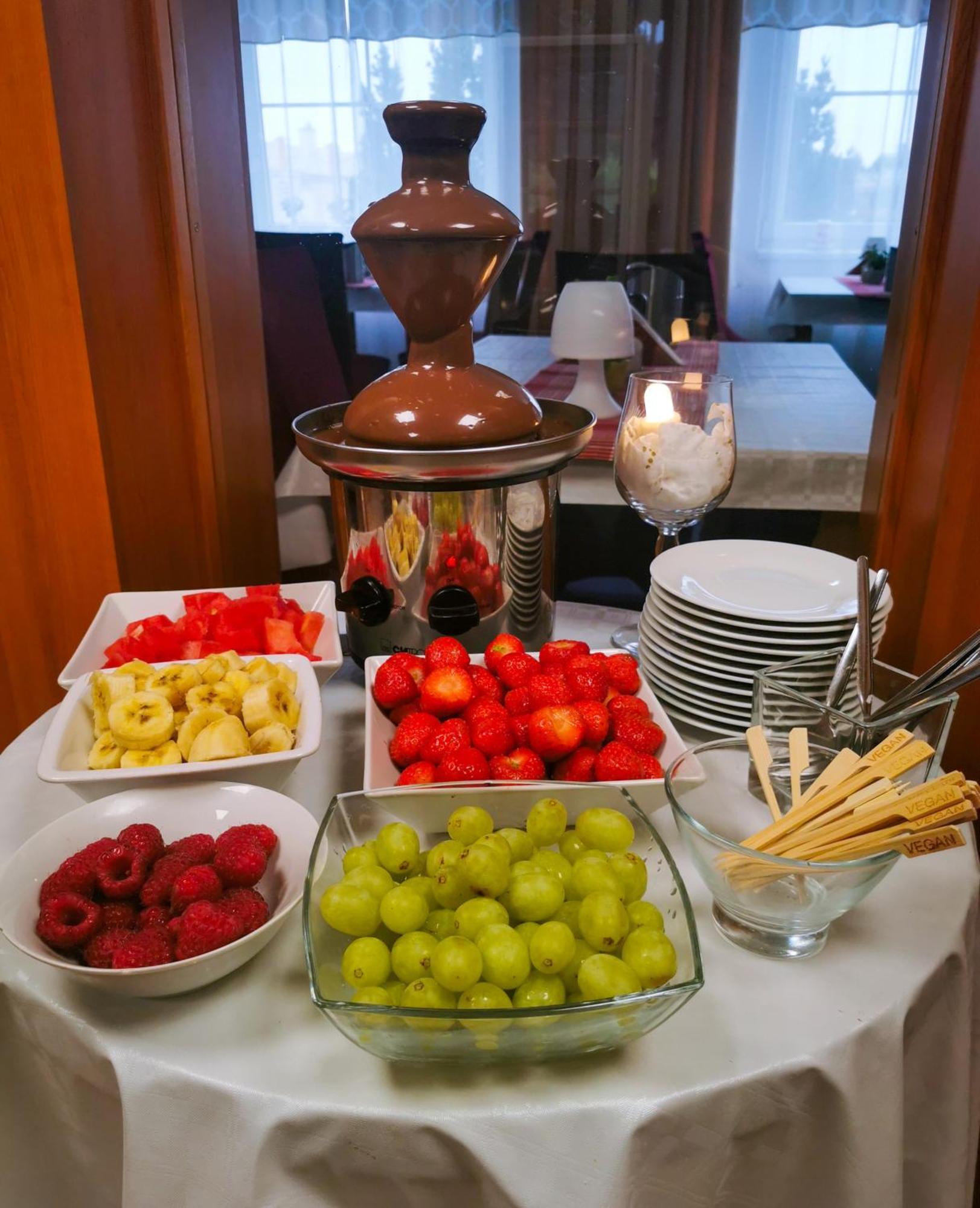 Wellness Hotel Stare Mesto Uherske Hradiste Ngoại thất bức ảnh