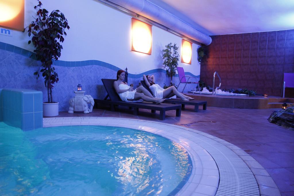 Wellness Hotel Stare Mesto Uherske Hradiste Ngoại thất bức ảnh